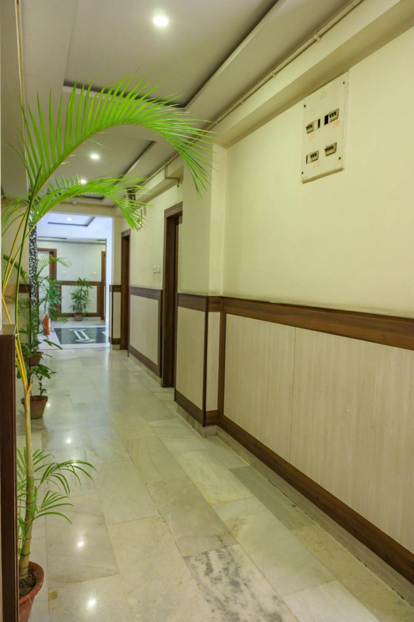 Pallavi International Hotel Calcutta Exterior foto