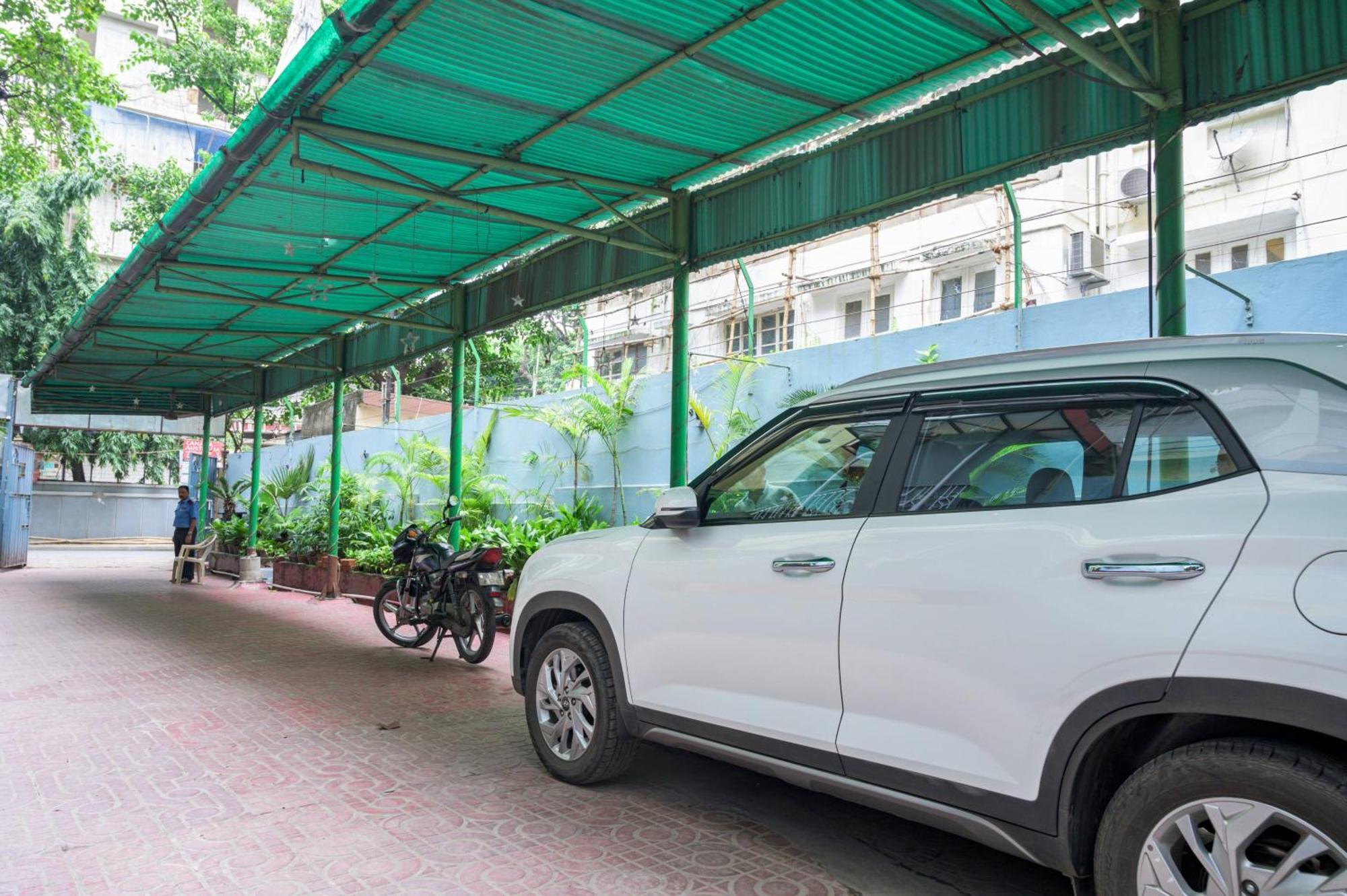 Pallavi International Hotel Calcutta Exterior foto